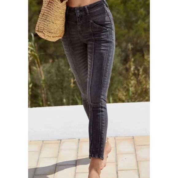 The Kooples Womens 26 Lizy Seamed Paneled Jeans Black Moto Biker Grunge Edgy - Picture 8 of 15